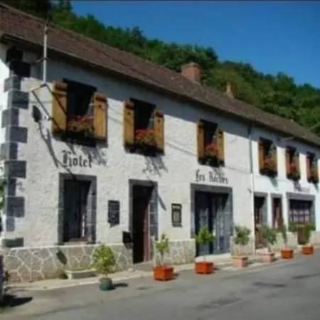 Les Roches D'hotes Bed & Breakfast Servant
