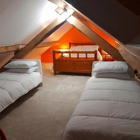 Les Roches D'hotes Alojamento de Acomodação e Pequeno-almoço Servant