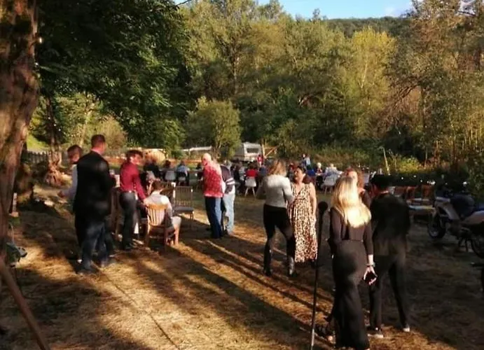 Oda ve Kahvaltı Les Roches D'hotes