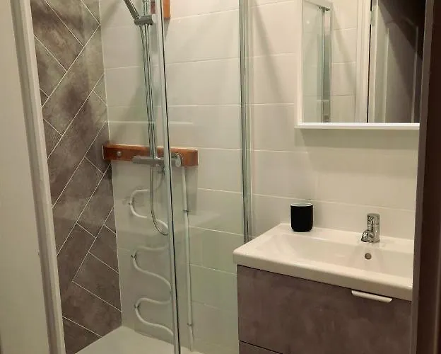 Les Roches D'hotes Servant